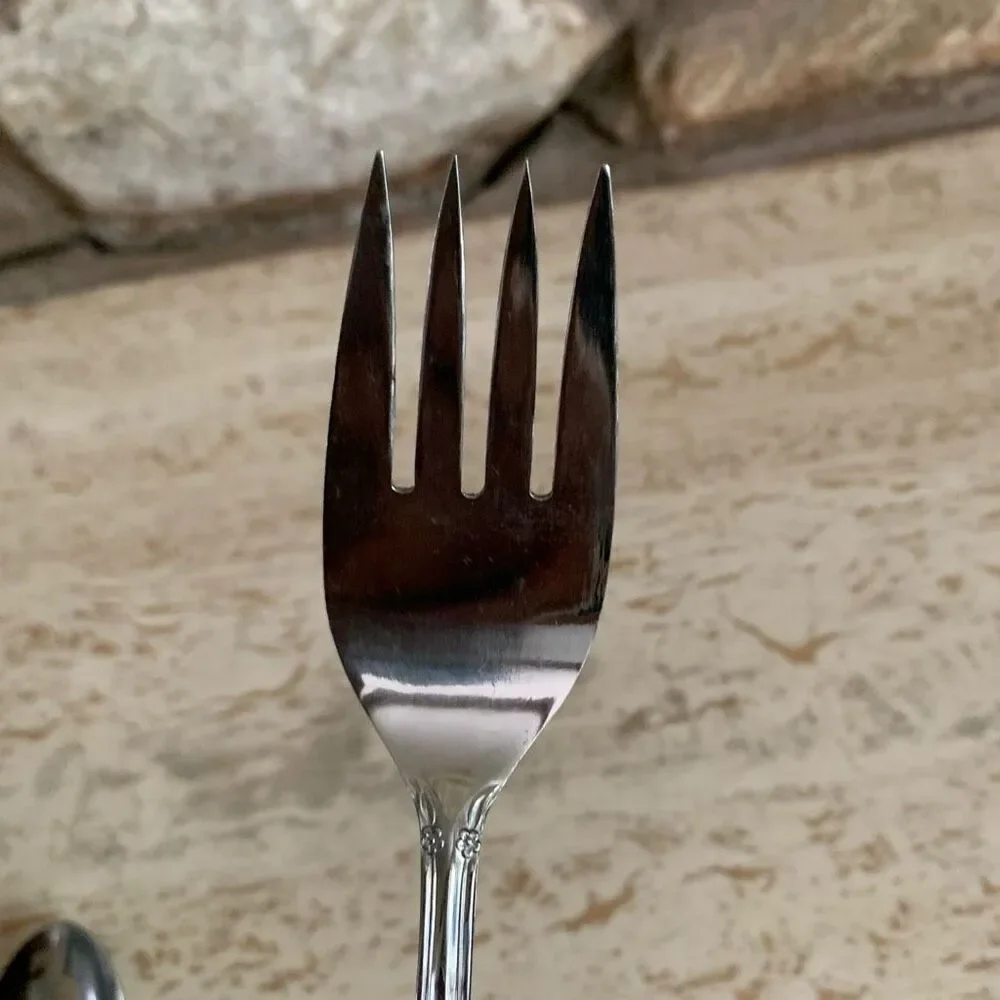 The Cellar Japan Serving fork and spoon